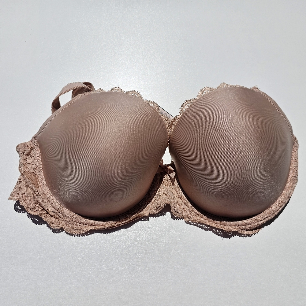 Victoria's Secret 'Dream Angels' Line - Underwire, Lined Demi - 32DDD